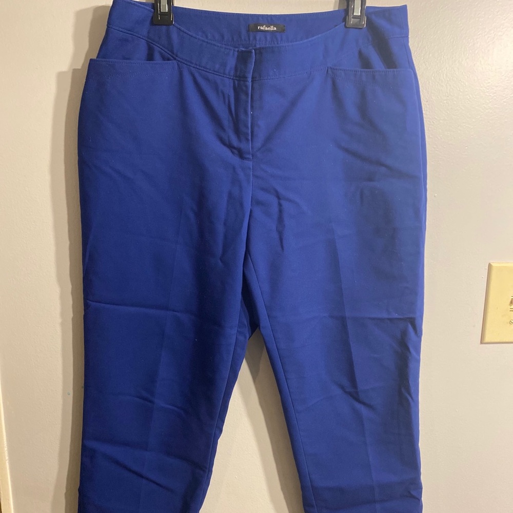 Cobalt blue capris